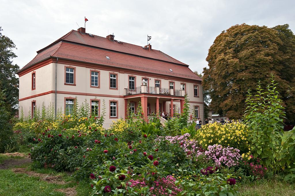 Отель Schloss Lohm Экстерьер фото